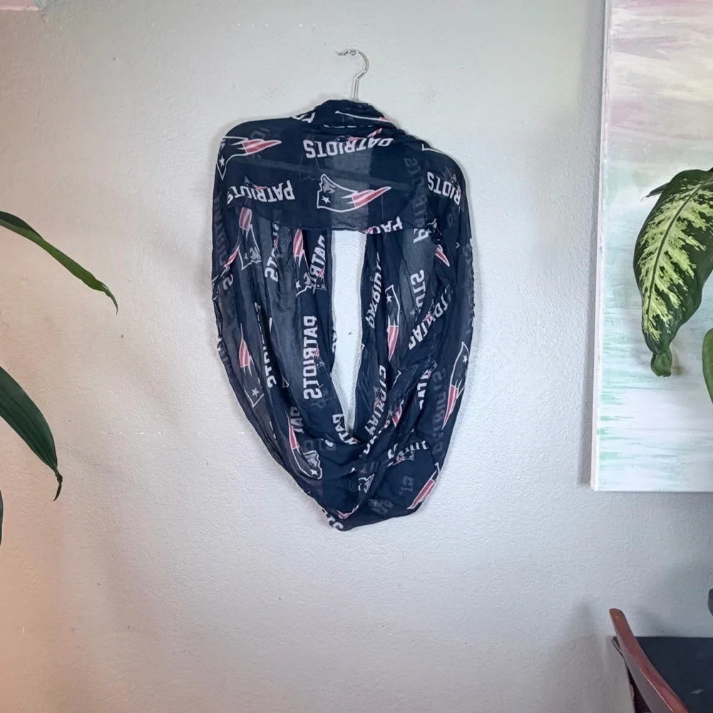New England Patriots Sheer Logo Infinity Fan Bohemian Superbowl Football Scarf